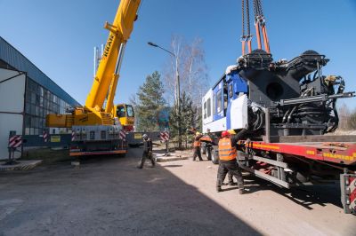 Demontaż, montaż oraz transport wtryskarki Opole - Chodzież - Zdjęcie 19